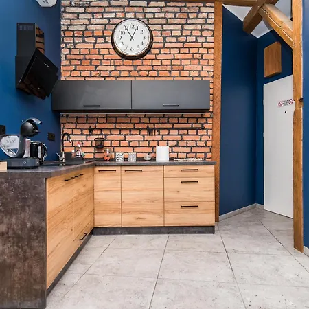 Przytulny Apartament Z Wieżą Gliwice Zewnętrze zdjęcie